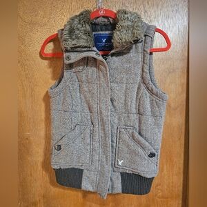 American Eagle Outfitters Blue and Brown Plaid Vest